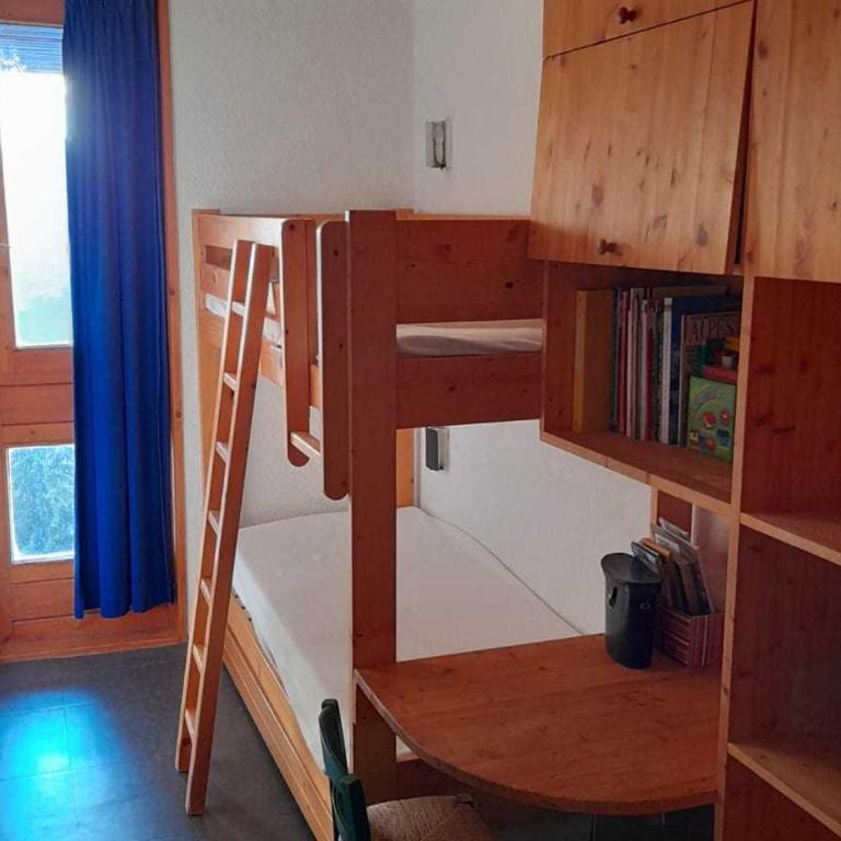 Appartement lumineux au centre avec balcon et 5 couchages - FR-1-346-523 - Apartment - 10
