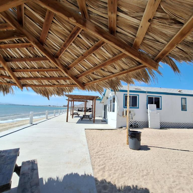 6 &14 Equipped Beach House Seaside Hotel - Casa de 2 dormitorios - 19