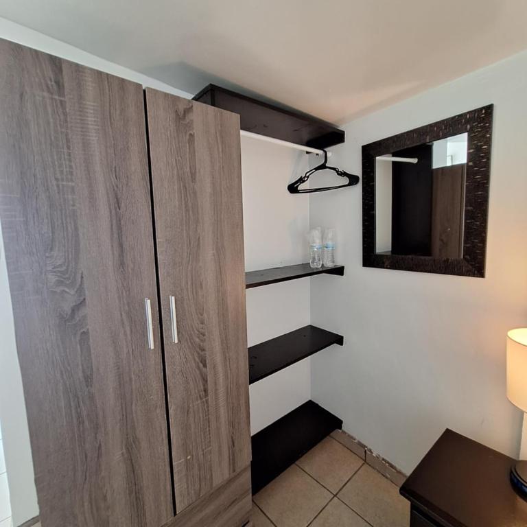 #7 Beach Front Private Room - Estudio con vistas al mar - 8
