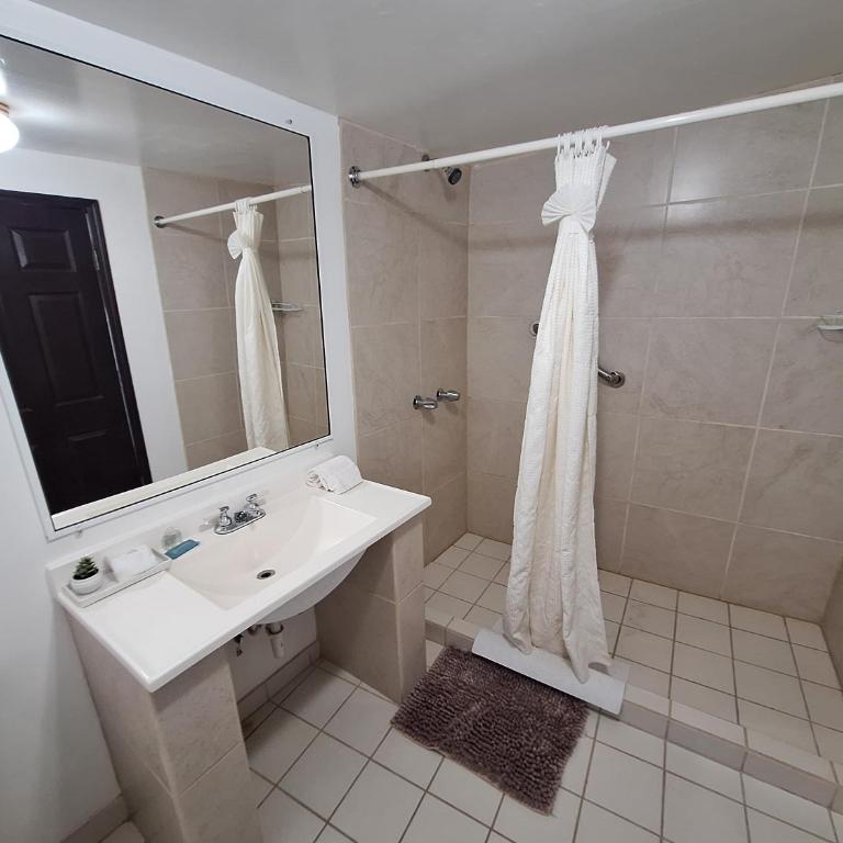 #7 Beach Front Private Room - Estudio con vistas al mar - 12