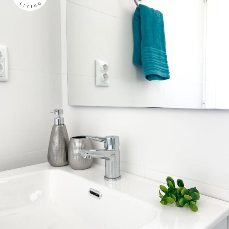 Sol Rio y Mar - Puerta Del Sol by Babiniliving - One-Bedroom Apartment - 44