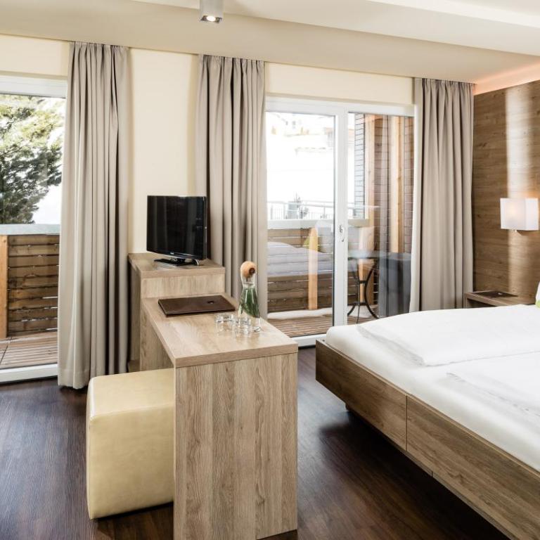 Aktiv Hotel Edelweiss - Comfort Doppelzimmer mit Bergblick - 2