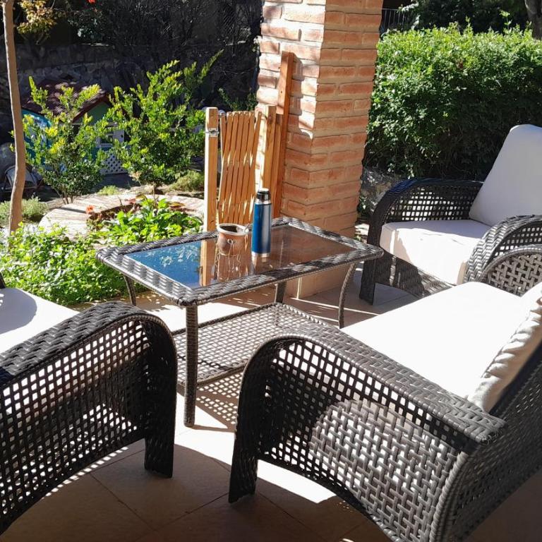 Casa frente al rio icho cruz 10 personas ideal varias parejas o familias - Casa de 5 dormitorios - 48
