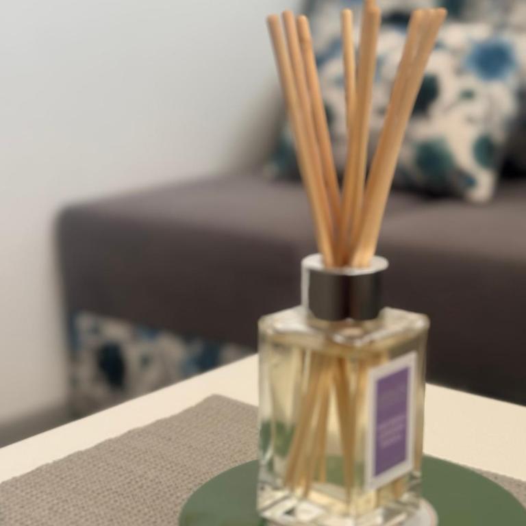 Amber Lux Studio - Airport - FREE PARKING - One-Bedroom Apartment - 8