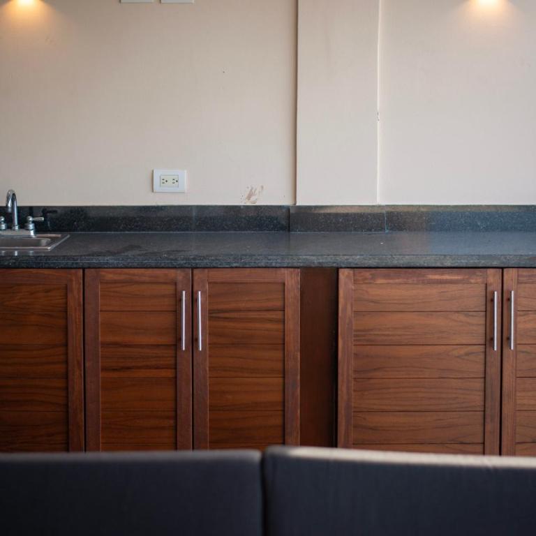 Beachfront Penthouse with Jacuzzi & Beach club - Three-Bedroom Apartment with Sea View - 65