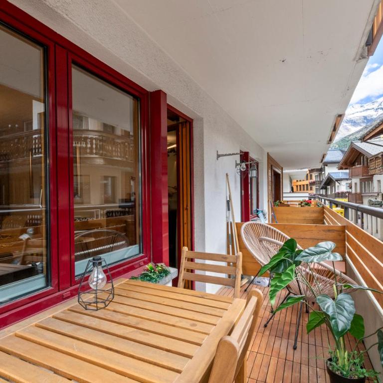 Centre de Saas-Fee - 2 chambres - balcon & patio - Apartment mit 2 Schlafzimmern - 2