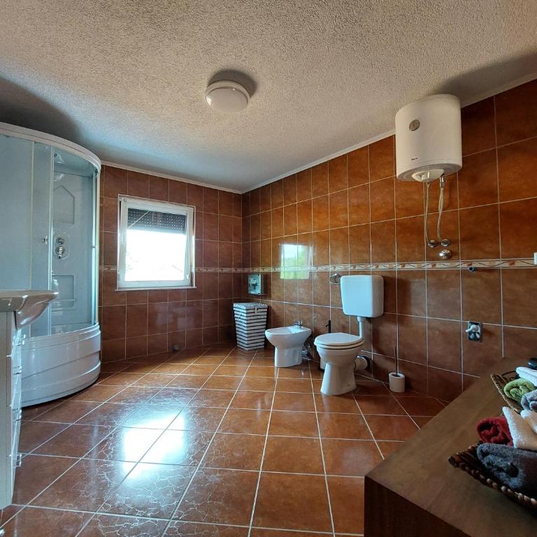 Urban home apartments - Two-Bedroom Apartment - 14