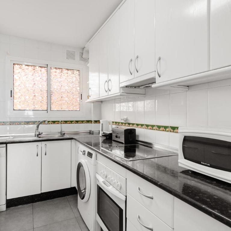 Stay U-nique Apartment Benajarafe - Two-Bedroom Apartment with Balcony and Terrace - 9