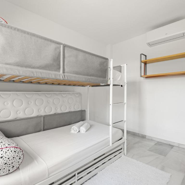 Stay U-nique Apartment Benajarafe - Two-Bedroom Apartment with Balcony and Terrace - 23