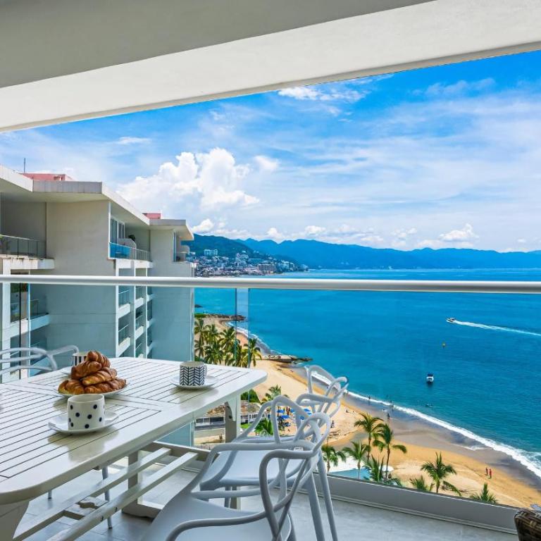 Stylish Oceanfront 2BR - Balcony with Sunset Views, Pools, Beach & Gyms - Apartment - 1