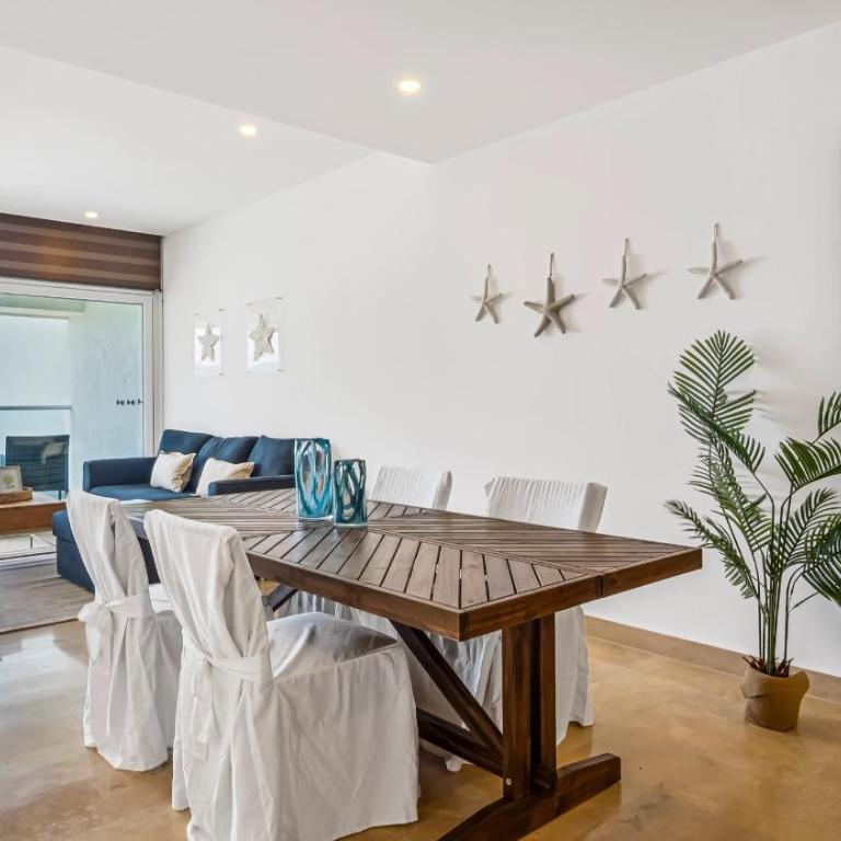 Stylish Oceanfront 2BR - Balcony with Sunset Views, Pools, Beach & Gyms - Apartment - 9