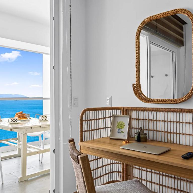 Stylish Oceanfront 2BR - Balcony with Sunset Views, Pools, Beach & Gyms - Apartment - 11