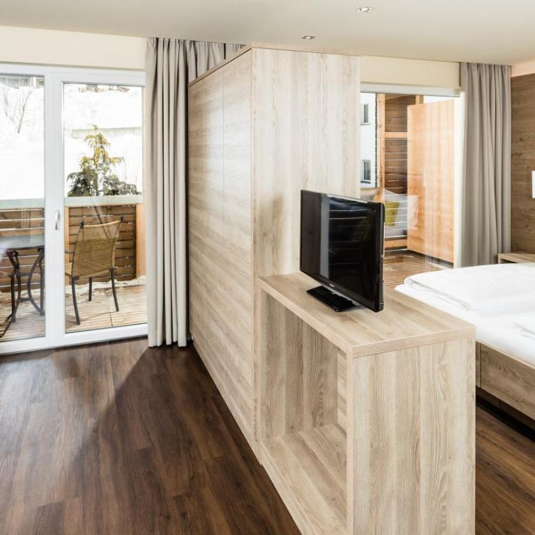 Aktiv Hotel Edelweiss - Familienzimmer mit Bergblick - 2