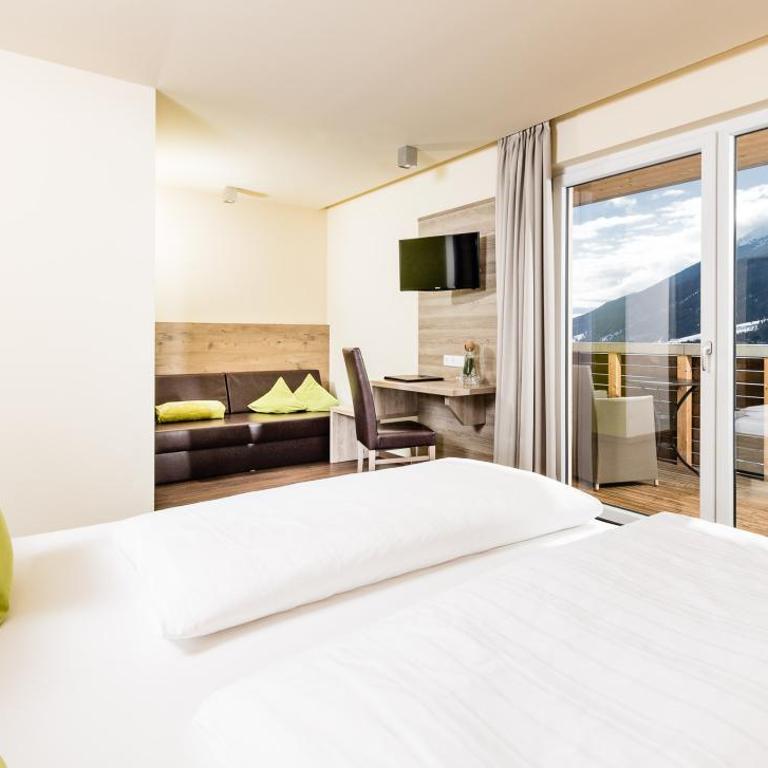 Aktiv Hotel Edelweiss - Doppelzimmer mit Seeblick - 2