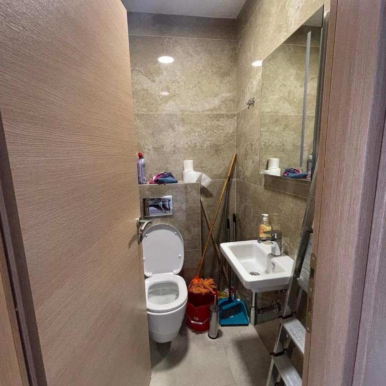 Apartman Zlatni dan - zgrada Idea - Bečići - Two-Bedroom Apartment - 4