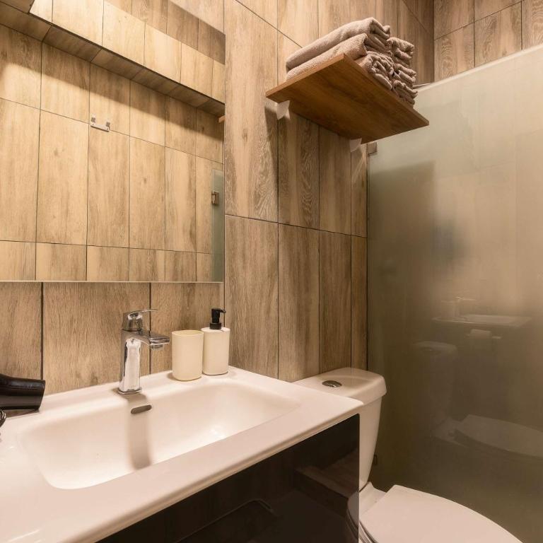 205 Zocalo Cathedral 2bdrmB 2Bath fits 10 AC Apt - Apartamento - 7