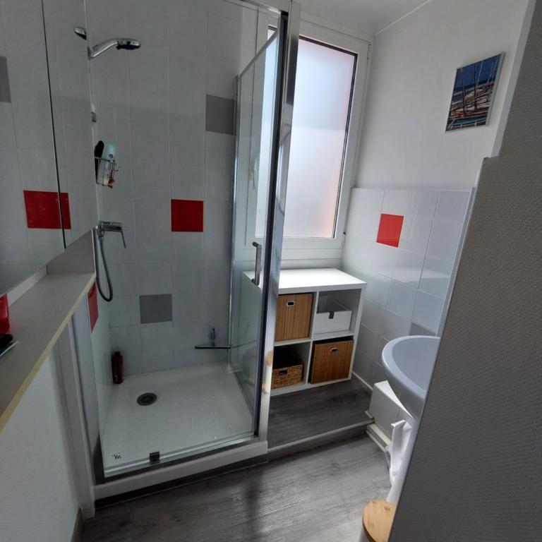 Très belle vue mer T3 tt confort clim 4 pers, proche plages - Appartement 2 Chambres - 9