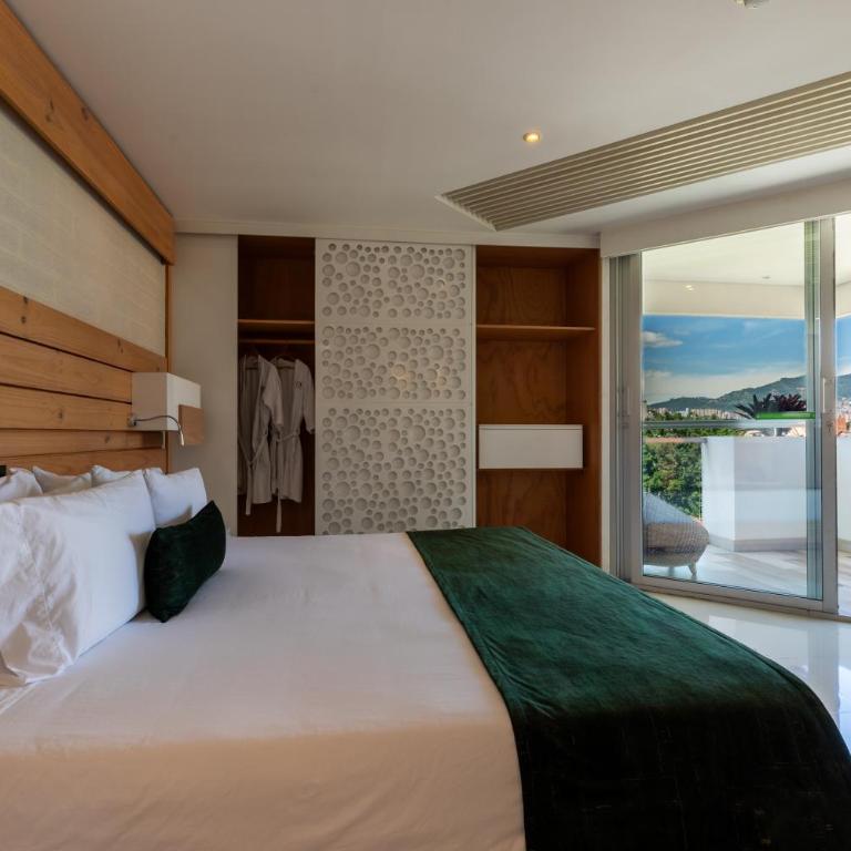 Terra Biohotel - King Room with Balcony - 9