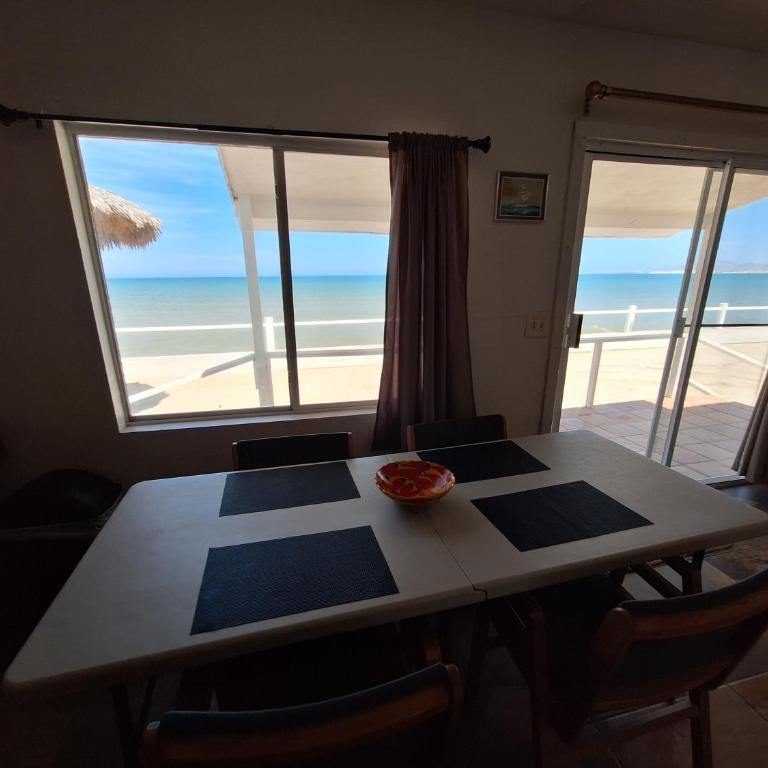 6 &14 Equipped Beach House Seaside Hotel - Casa de 2 dormitorios - 27