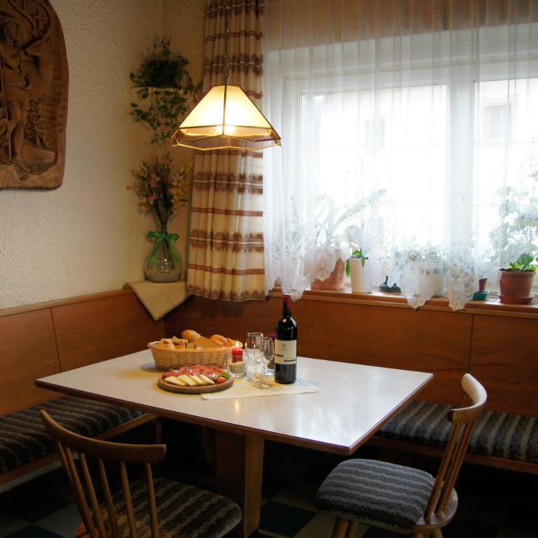Gasthof La Pli Apartments - Doppelzimmer mit eigenem Bad - 5