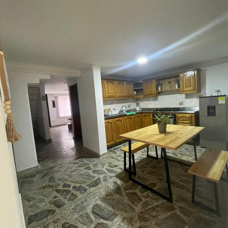 Apartamento fantástico en guayabal - Two-Bedroom Apartment - 11