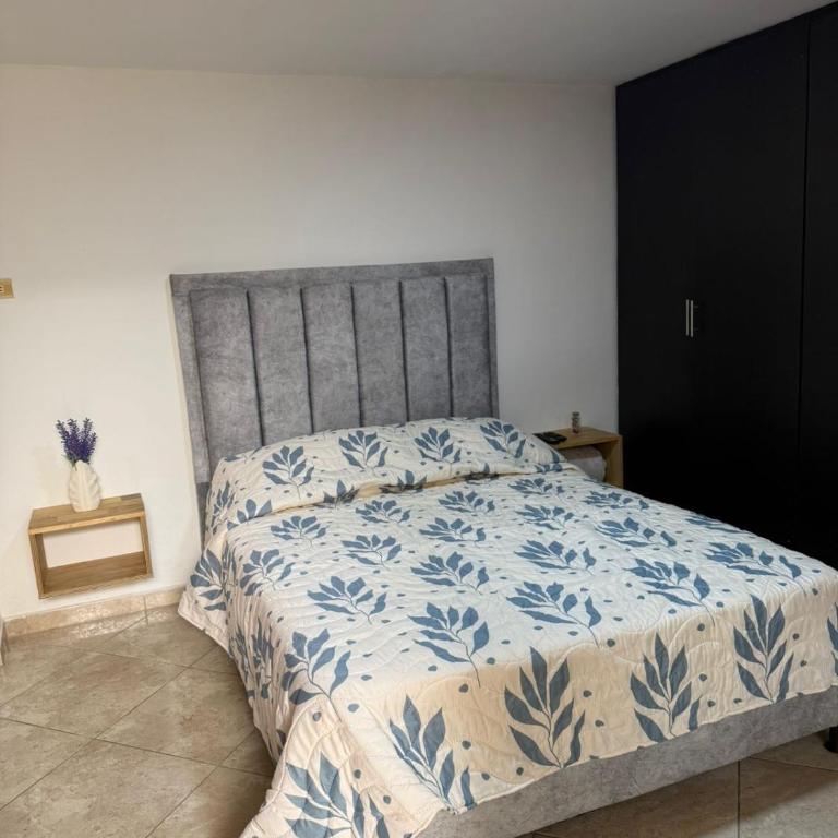 Apartamento fantástico en guayabal - Two-Bedroom Apartment - 12