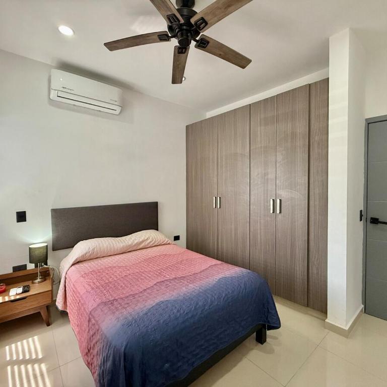 Apartment Close to the Beach with Pool - Two-Bedroom Apartment - 29