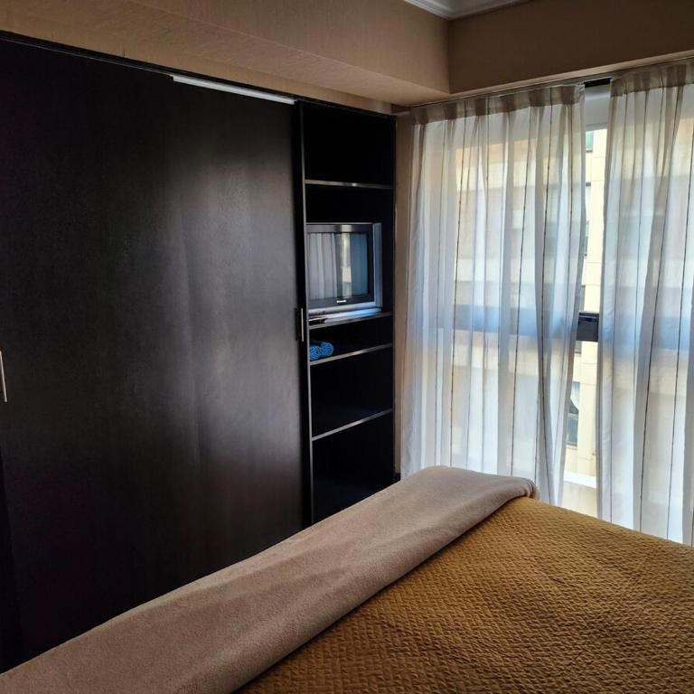 Lujoso Departamento en Edificio de 1º nivel - Apartamento de 2 dormitorios - 12