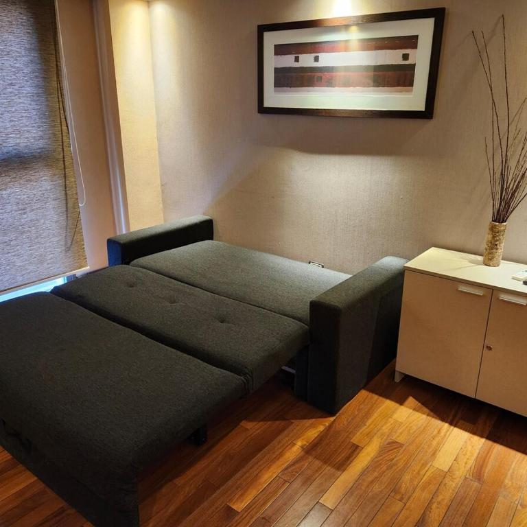 Lujoso Departamento en Edificio de 1º nivel - Apartamento de 2 dormitorios - 17