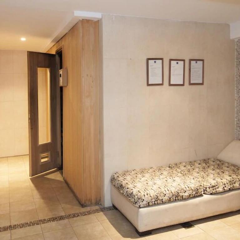 Lujoso Departamento en Edificio de 1º nivel - Apartamento de 2 dormitorios - 27