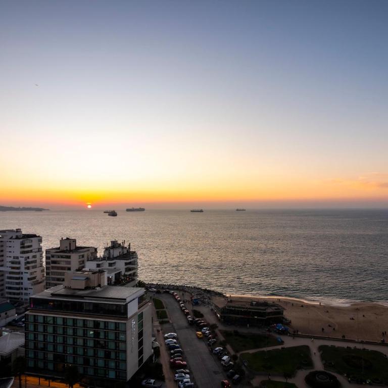 Costa Home - Vista Bahía Viña del Mar - Three-Bedroom Apartment - 14