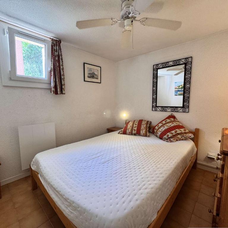 Maison Duplex 2 Chambres, Vue Lac, Six-Fours-les-Plages - FR-1-845-8 - Vacation Home - 8