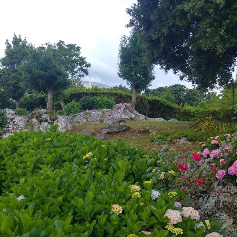 Hotel La Encina Celorio Llanes PARKING - Triple Room with Garden View - 2