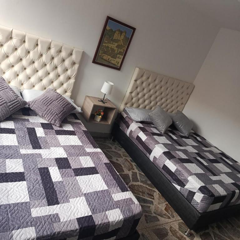 Casa Manila Medellin - Five-Bedroom House - 29