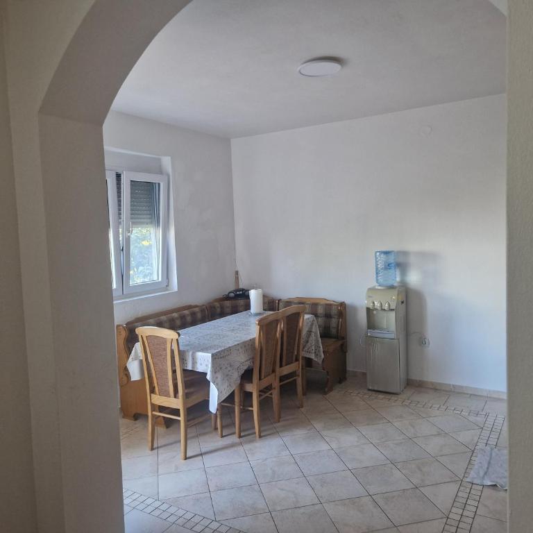 Apartmani Sijaric - Apartment - Ground Floor - 2