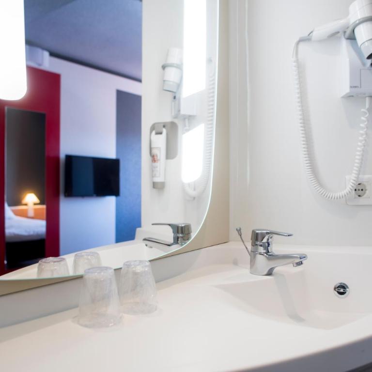 Ibis Salamanca - Habitación Familiar - 8