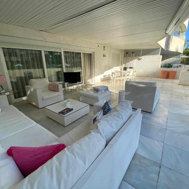 Lujo, Tranquilidad, Prestigio y Golf en Marbella - Nueva Andalucia y Puerto Banus - Deluxe Apartment - 29