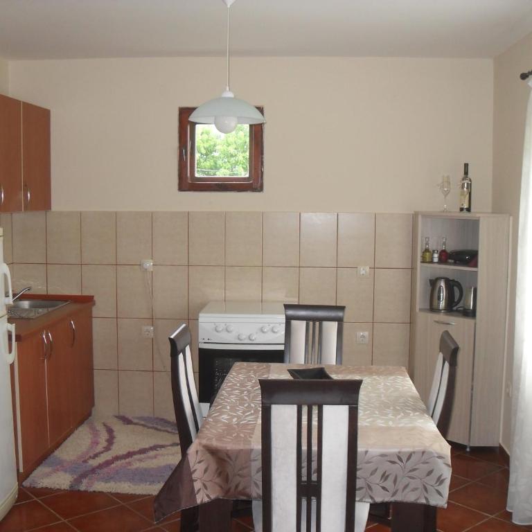 Guest House Baranin Pitomine - One-Bedroom Apartment - 8