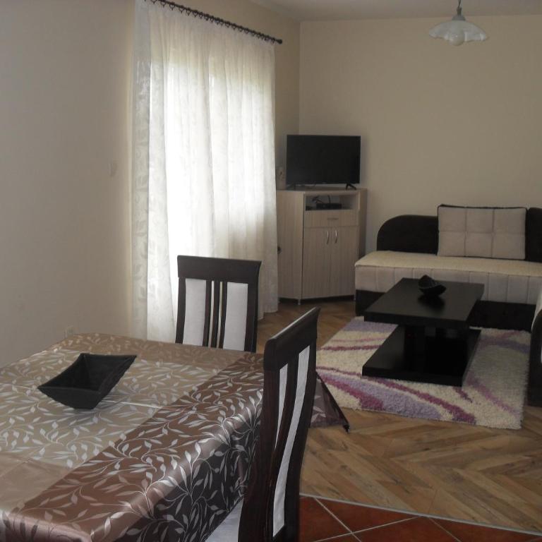 Guest House Baranin Pitomine - One-Bedroom Apartment - 1