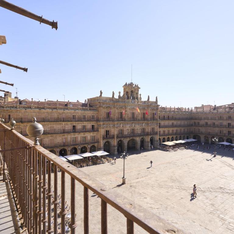 Plaza mayor 19 Collection Luxury - Superior One-Bedroom Apartment with Balcony - 12