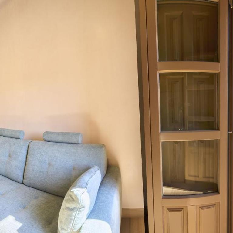 Plaza mayor 19 Collection Luxury - One-Bedroom Loft Apartment with Balcony - 6