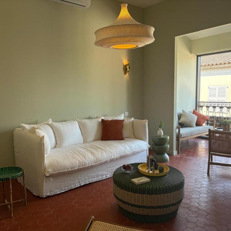 Appartement 3 pièces plein vieil antibes - Apartment mit 2 Schlafzimmern - 10