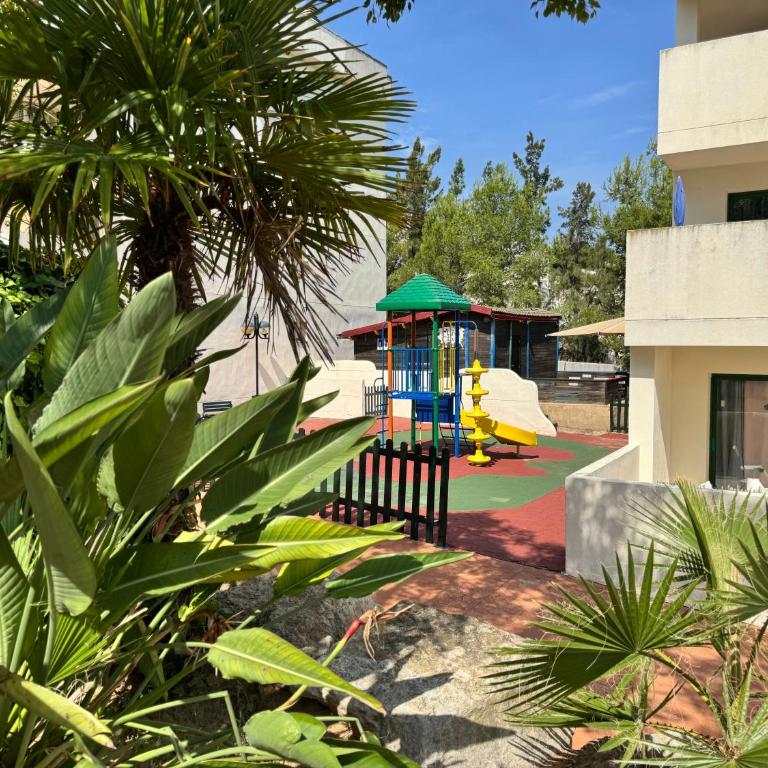 Sea View Apartment, spacious and renovated, 10 minutes to the beach, pool - Apartamento de 1 dormitorio con balcón y vistas al mar - 41