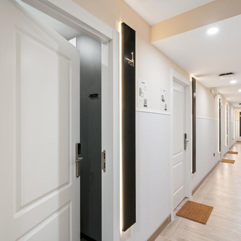 Dobo Madrid Molins - Small Double Room - 12