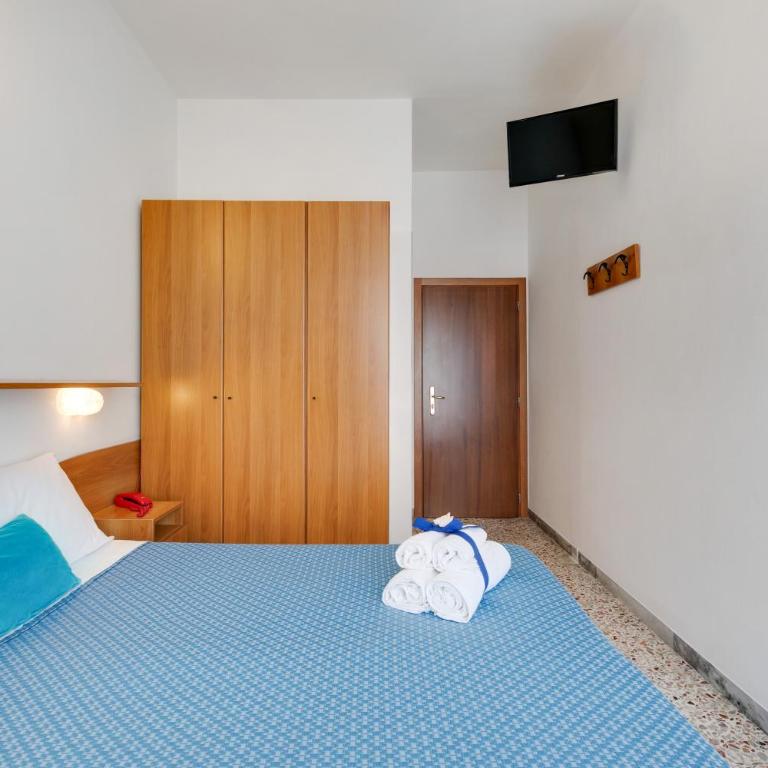 Hotel Numi - Camera Matrimoniale con Balcone - 6