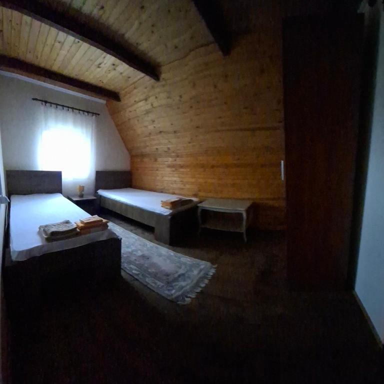 Žabljak izdavanje kuce - Three-Bedroom House - 44