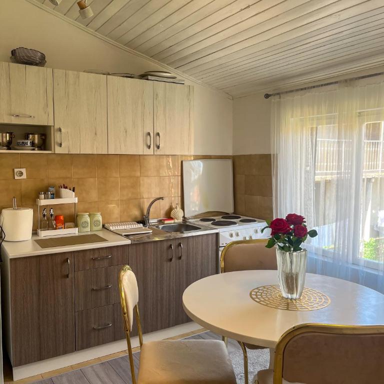 Velora Apartment Mostar - Apartment - 13