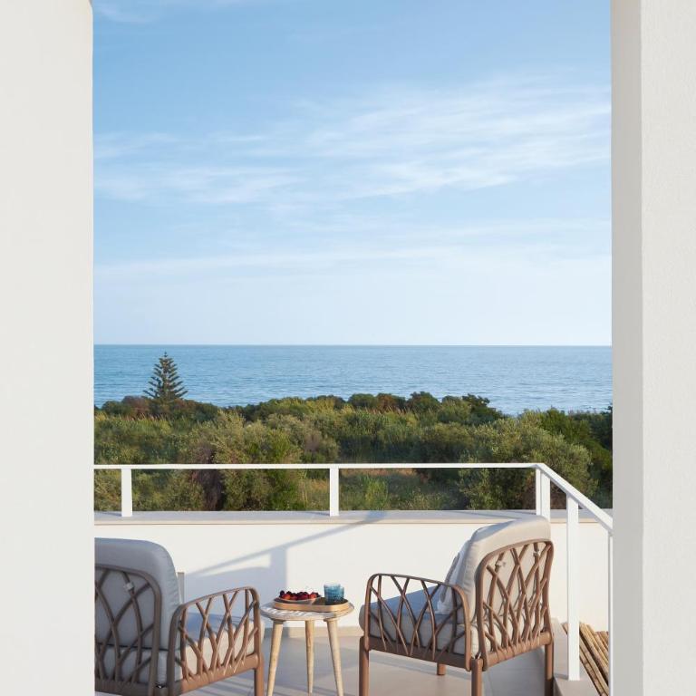 Villa Mareiva - Heated Pool, Beach 150 mt - Villa with Private Pool - 3
