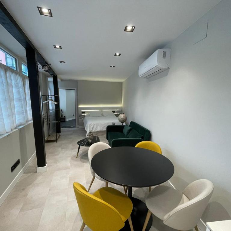 LUCE Apartments - One-Bedroom Apartment - 10