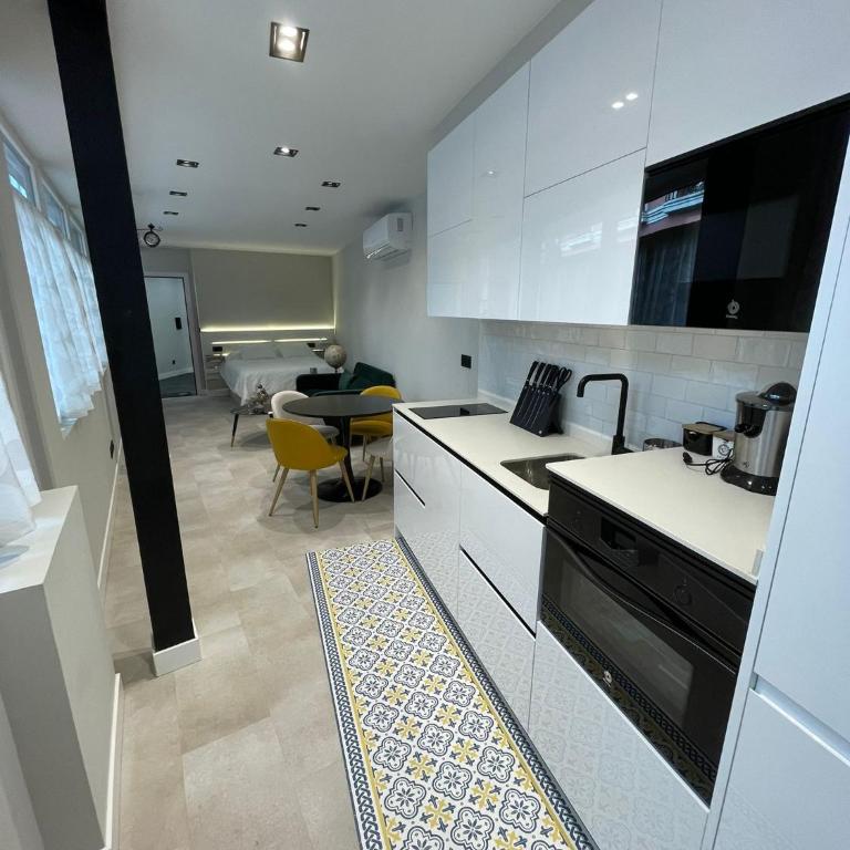 LUCE Apartments - One-Bedroom Apartment - 11
